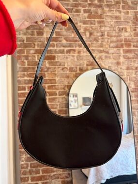 Classic Black Crescent Shoulder Bag - Unbranded